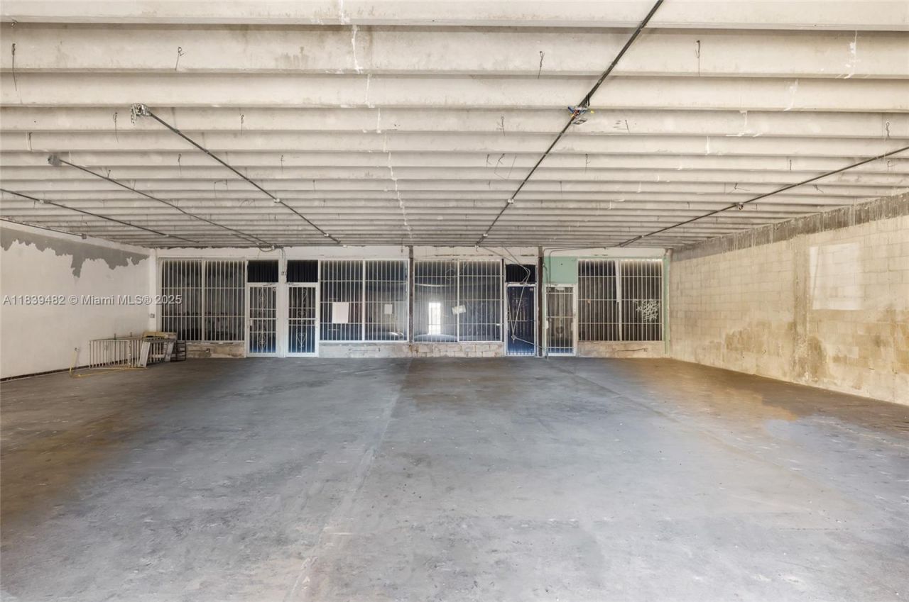 1554 W Flagler St, Miami, FL 33135 Photo