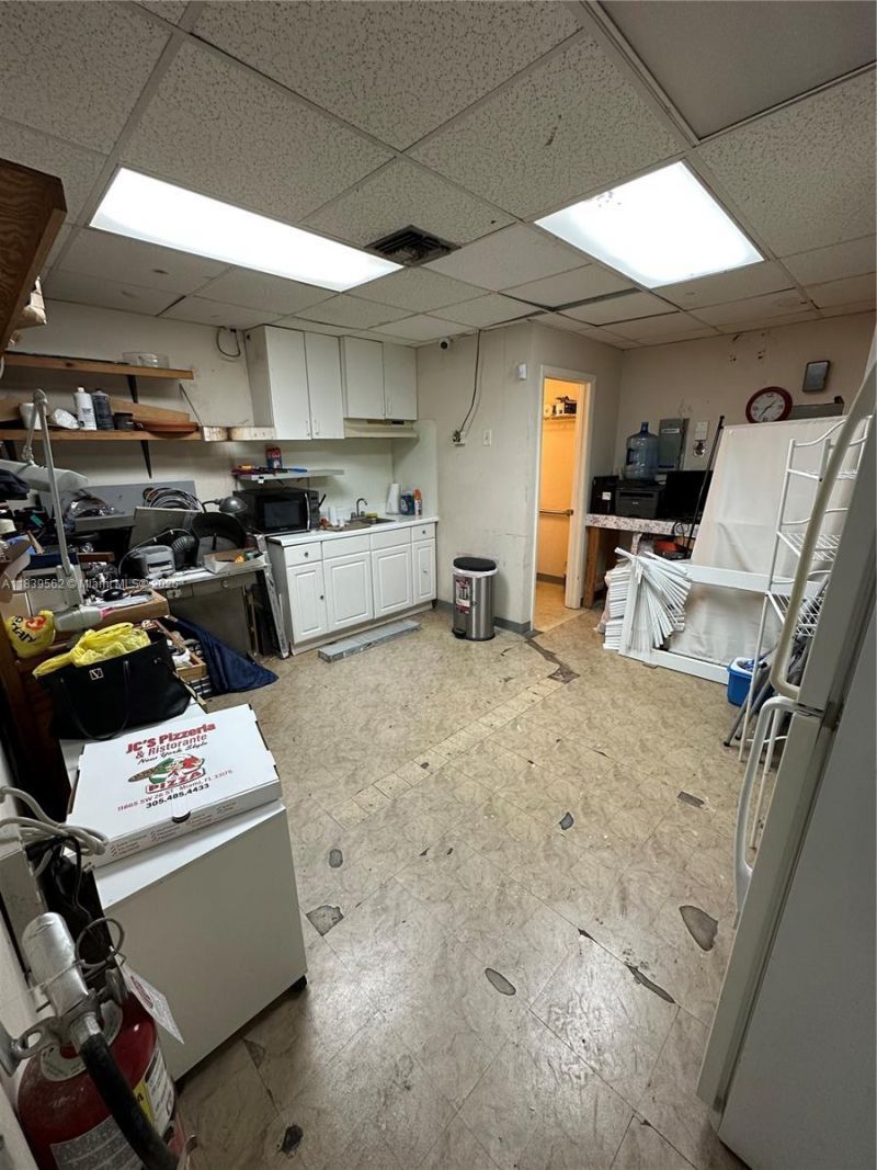 9720 SW 24th St, Miami, FL 33165 Photo