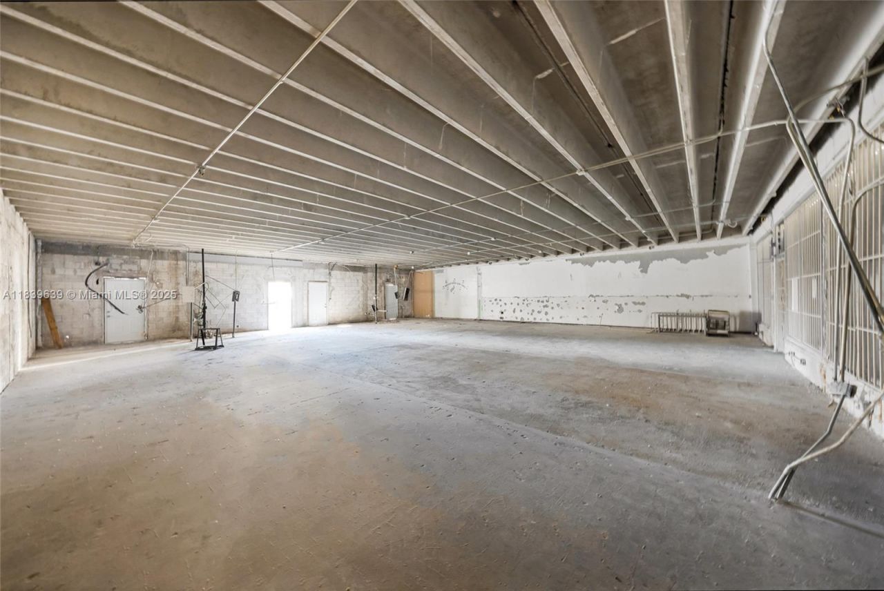 1544 W Flagler St, Miami, FL 33135 Photo