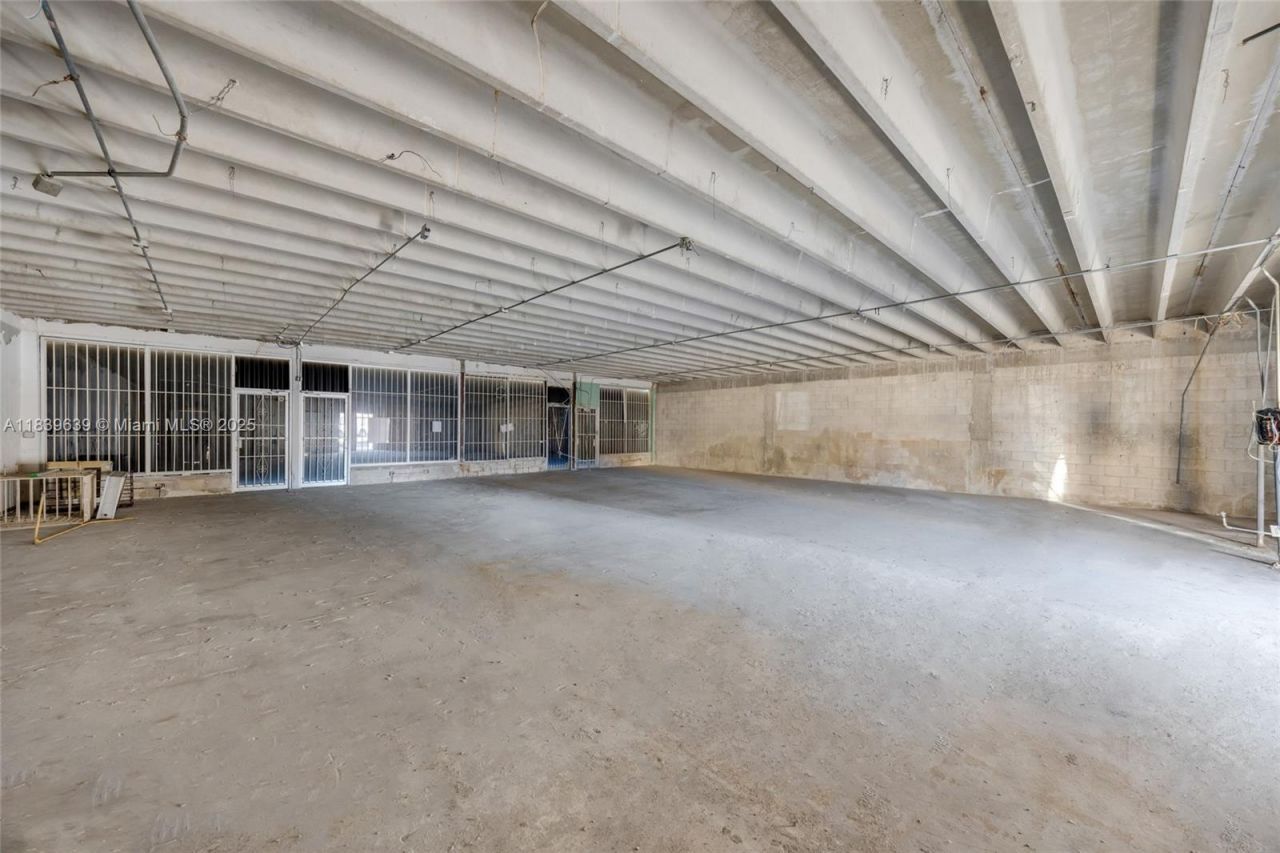 1544 W Flagler St, Miami, FL 33135 Photo