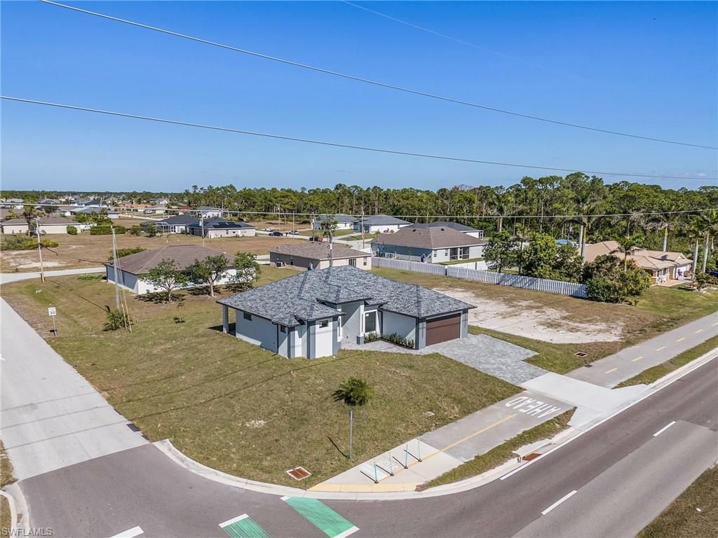 1817 Kismet Pkwy W, Cape Coral, FL 33993 Photo