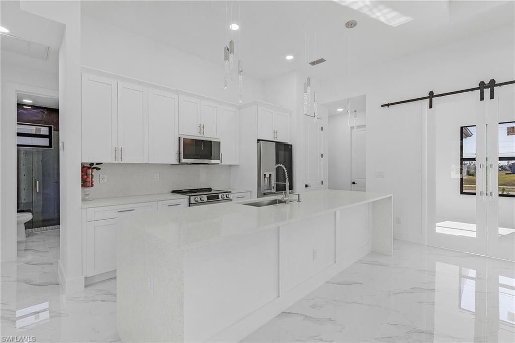 1817 Kismet Pkwy W, Cape Coral, FL 33993 Photo