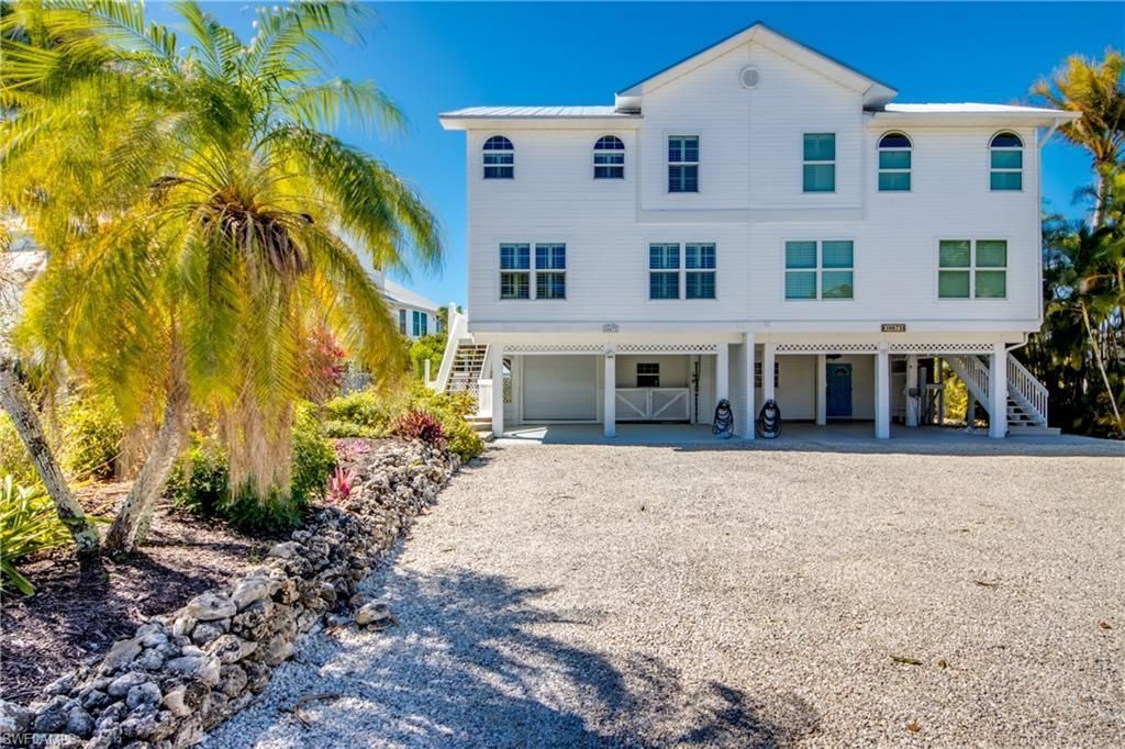 16671 Seagull Bay Ct, Bokeelia, FL 33922 Photo