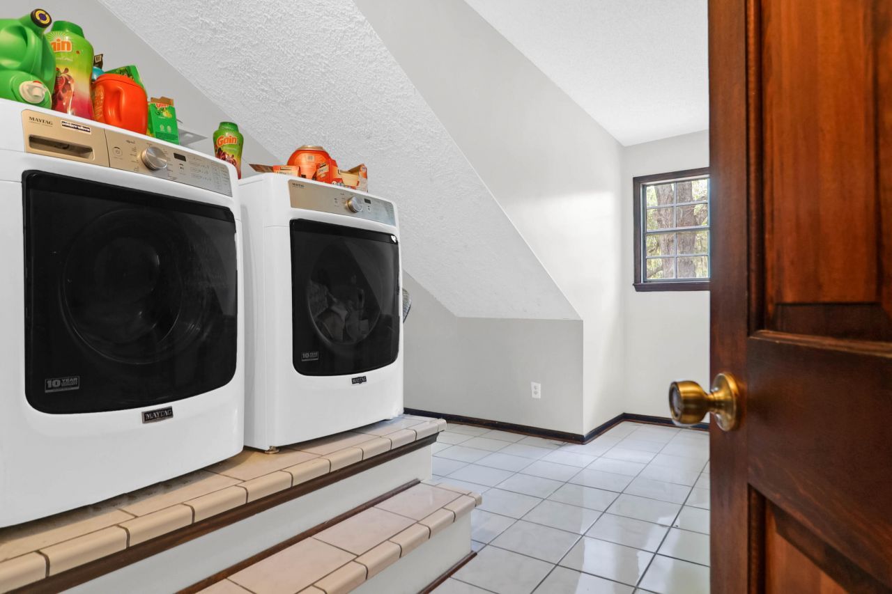 1660 Boyd N Hayes Road Photo 21