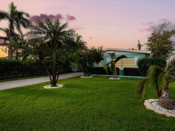 11435 2ND STREET E, TREASURE ISLAND, FL 33706