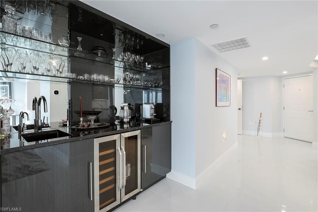 4751 Gulf Shore Blvd N, Unit 1408, Naples, FL 34103 Photo