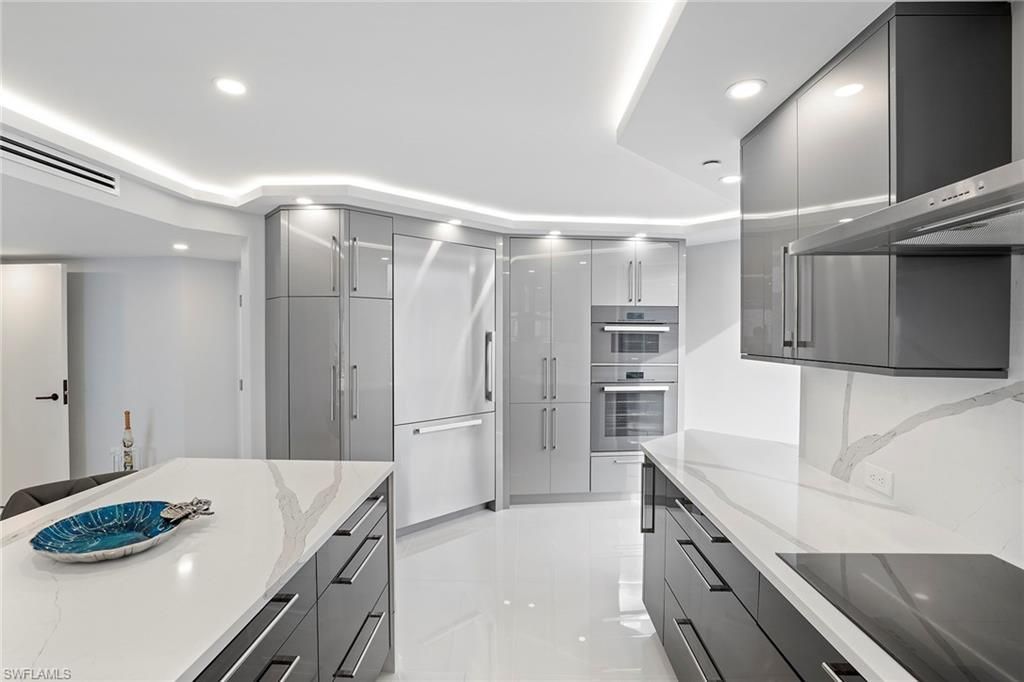 4751 Gulf Shore Blvd N, Unit 1408, Naples, FL 34103 Photo