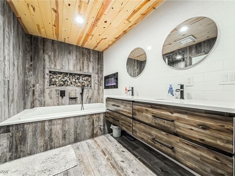 9180 Bender Road, North Ridgeville, OH 44039 Photo 18