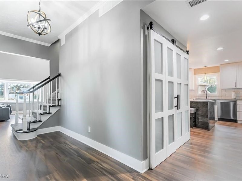 9180 Bender Road, North Ridgeville, OH 44039 Photo 6