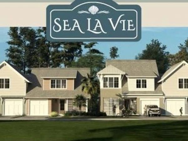 1318 SEA LA VIE Court, Fernandina Beach, FL 32034