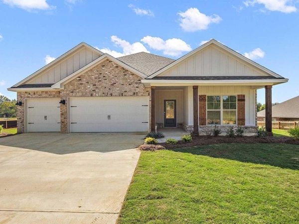 109 Saratoga Springs Avenue, Clinton, MS 39056