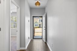 129 Vineyard Place photo 4