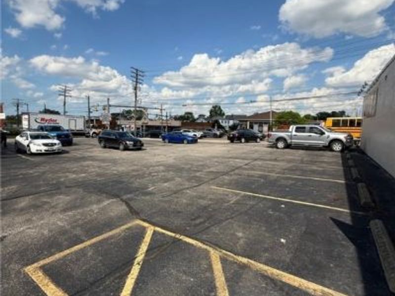 5370 Ridge Road, Parma, OH 44129 Photo 7