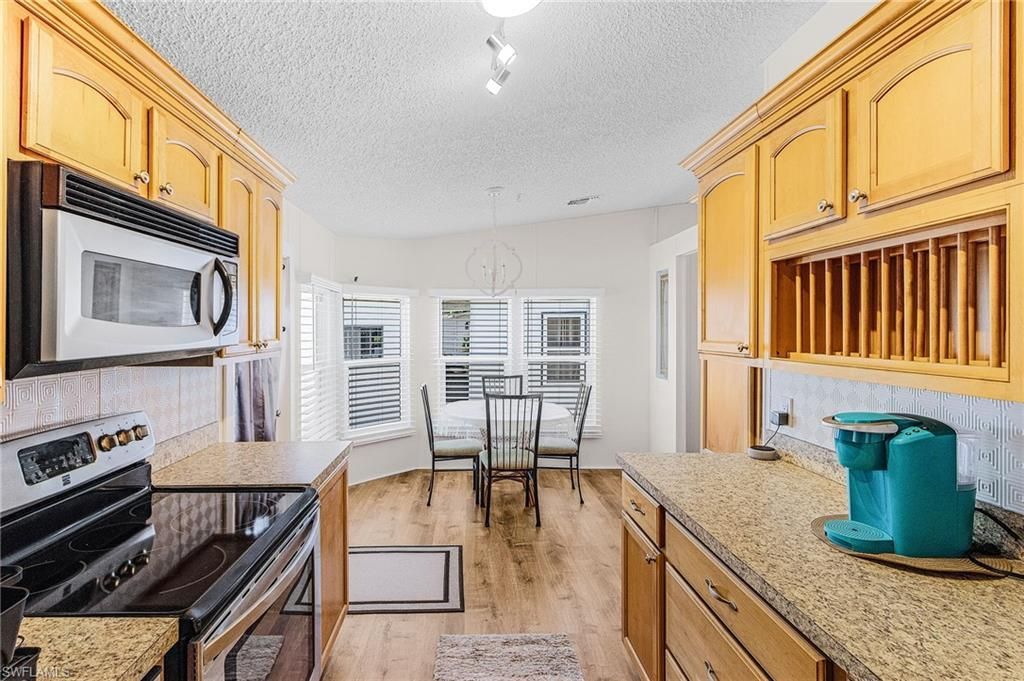 7084 Drum Dr, Saint James City, FL 33956 Photo