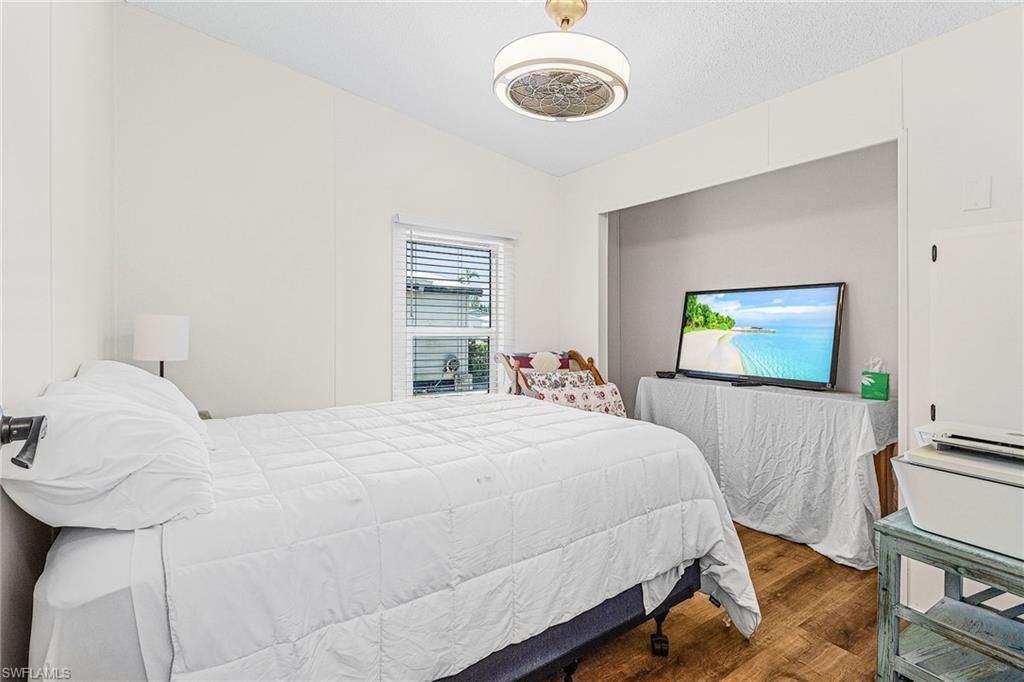 7084 Drum Dr, Saint James City, FL 33956 Photo