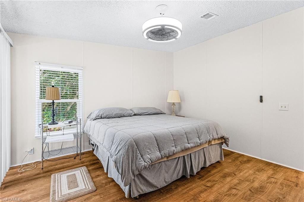 7084 Drum Dr, Saint James City, FL 33956 Photo