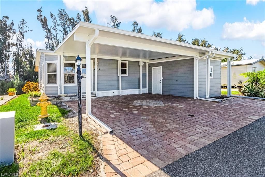 7084 Drum Dr, Saint James City, FL 33956 Photo