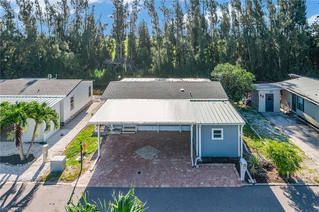 7084 Drum Dr, Saint James City, FL 33956 Photo