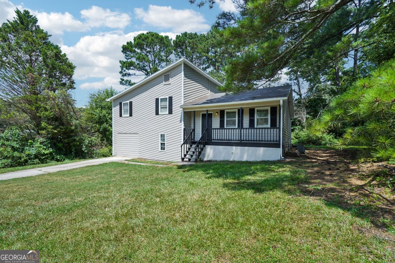 3585 Royal Court, Snellville, GA 30039 Main Photo