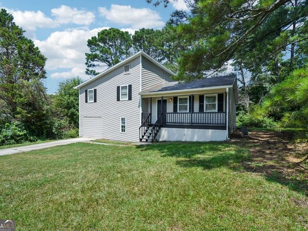 3585 Royal Court, Snellville, GA 30039