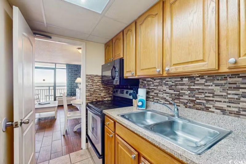 6804 N Ocean Blvd. Photo 9