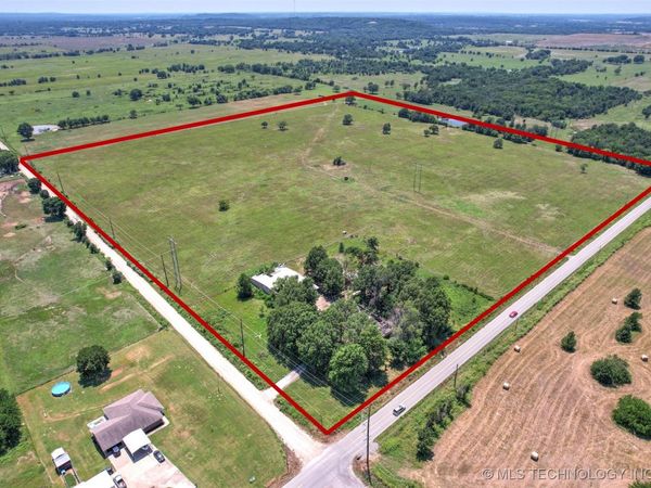 2301 S 40th Street West, Muskogee, OK 74401