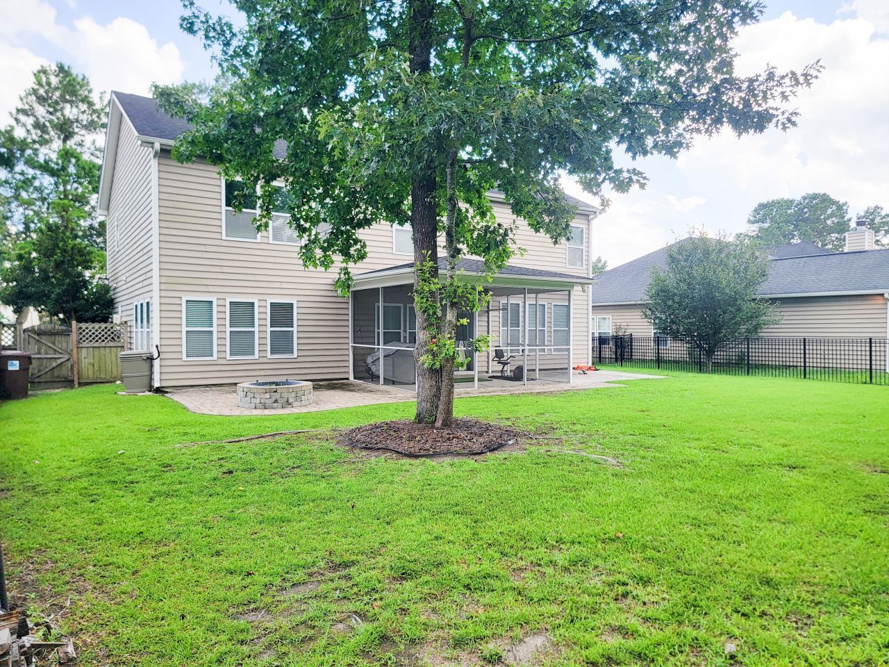 244 Devonshire Drive Photo 19