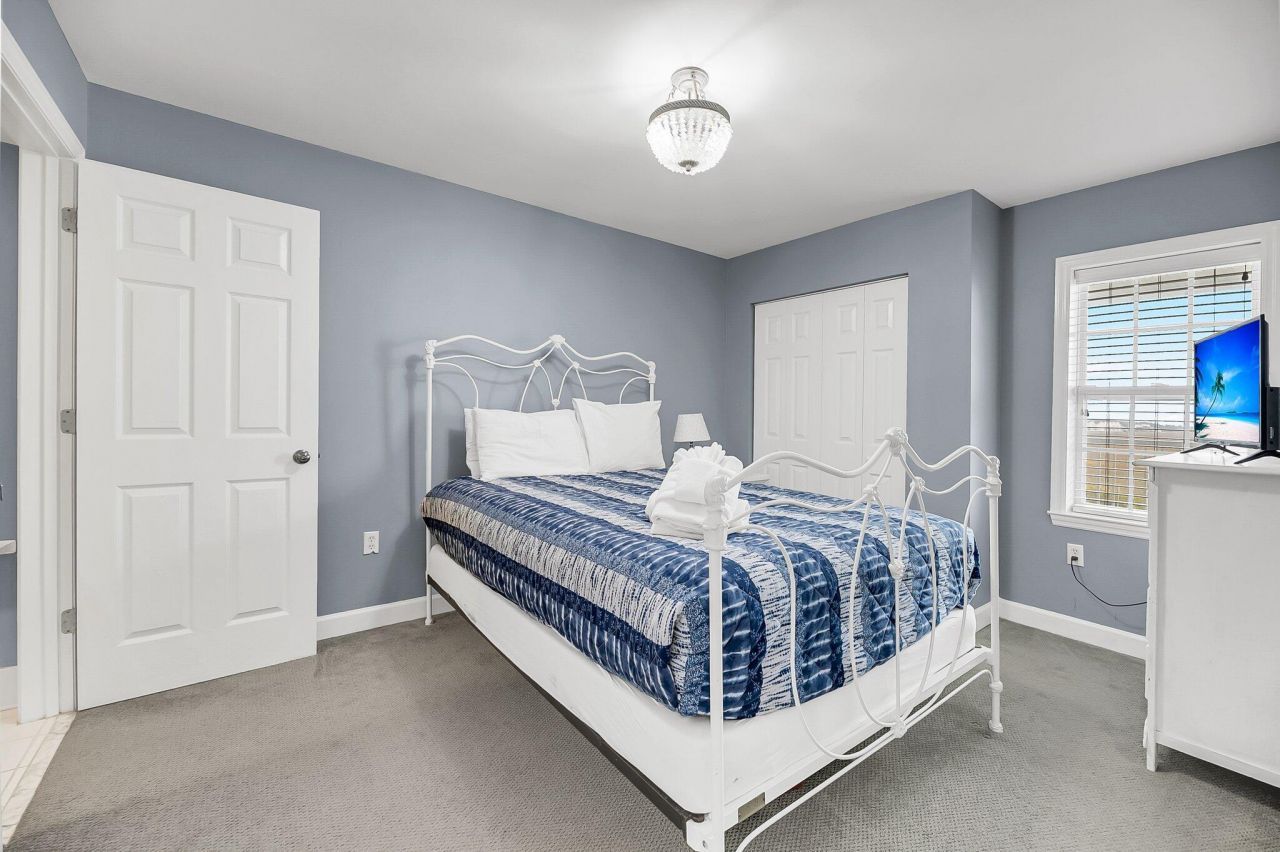 2395 Folly Road Photo 20