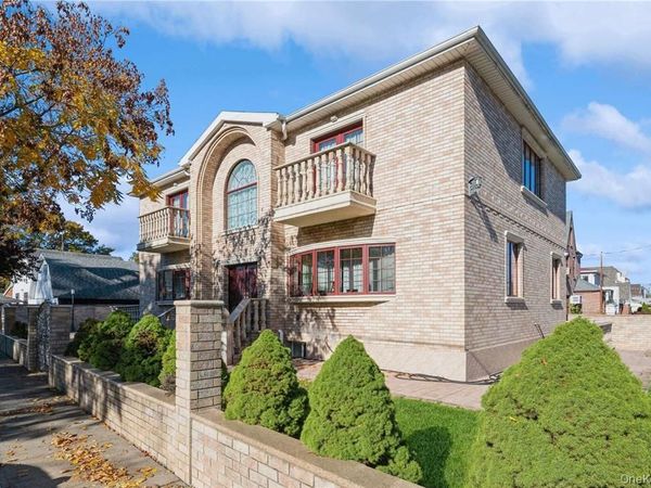 166-21 Goethals Avenue, Jamaica Estates, NY 11432