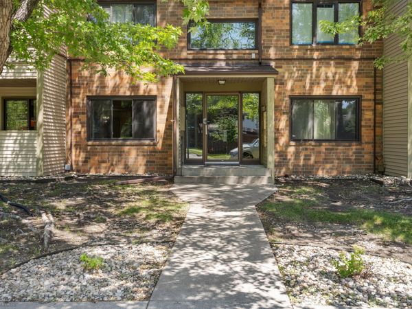 3237 17th Avenue S, Unit 101, Fargo, ND 58103