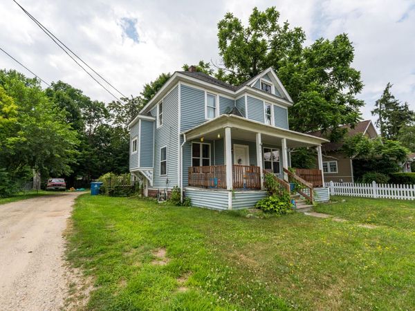 211 W Delaware Street, Decatur, MI 49045