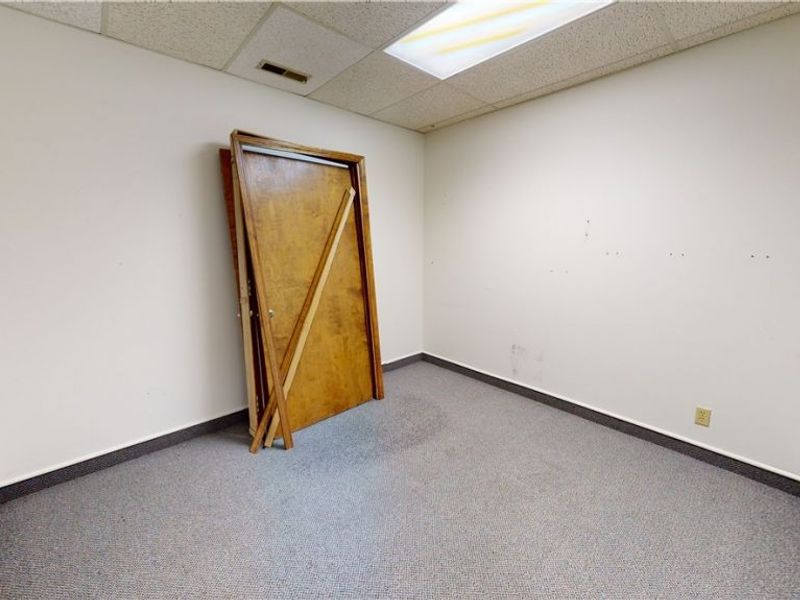 470 Portage Lakes Drive, Unit 212, Coventry, OH 44319 Photo 5