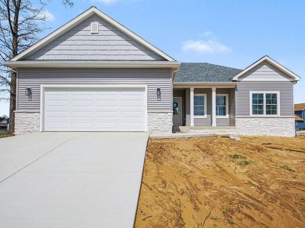 54675 Sacramento Meadows Drive, Osceola, IN 46561