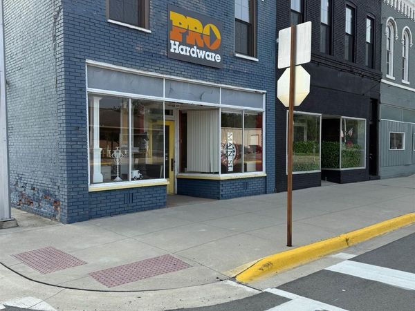 64 & 60 SALINE Street, Petersburg, MI 49270