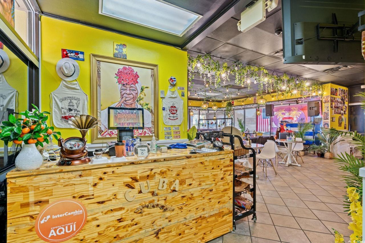 70 Highway 17 South Photo 16