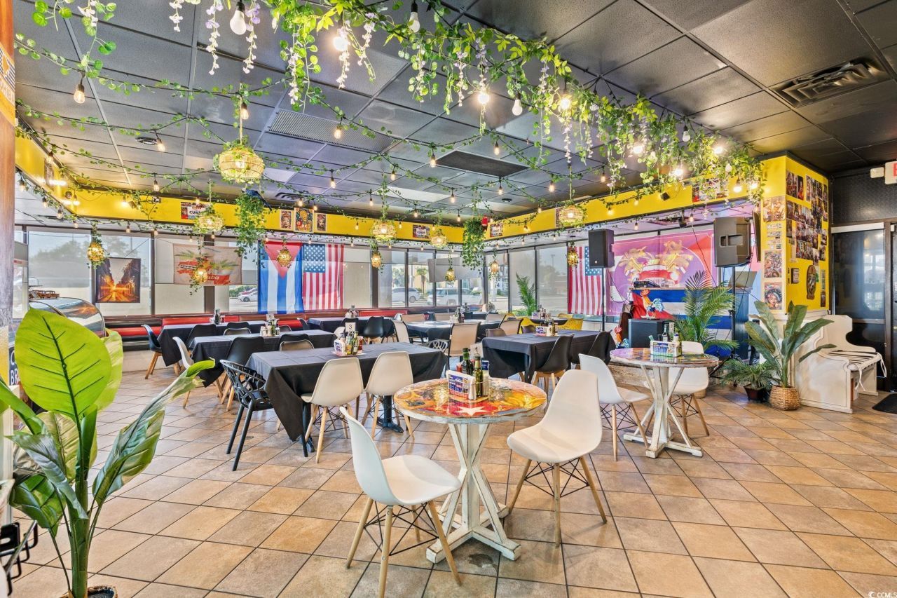 70 Highway 17 South Photo 17