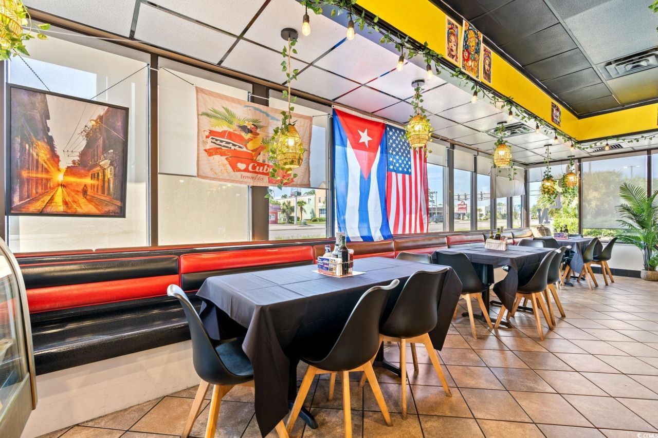 70 Highway 17 South Photo 23