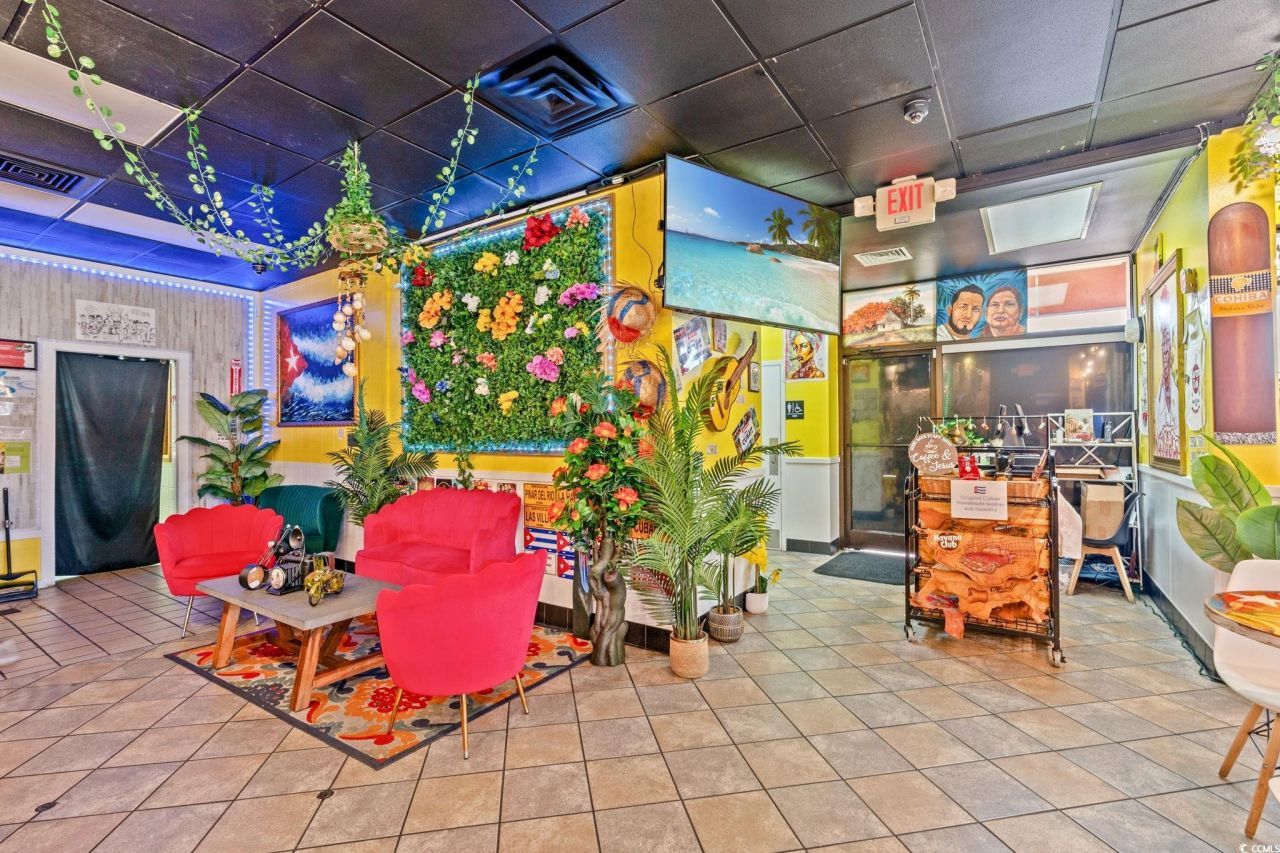 70 Highway 17 South Photo 27