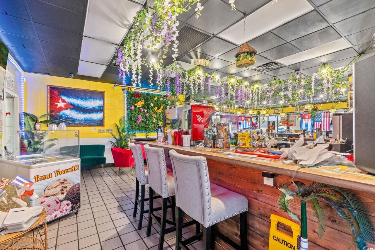 70 Highway 17 South Photo 30