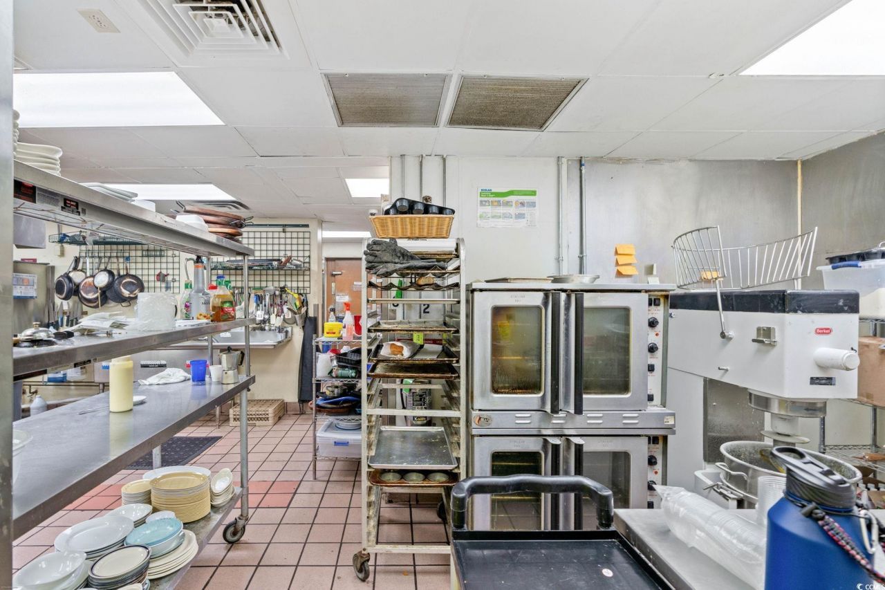 70 Highway 17 South Photo 32