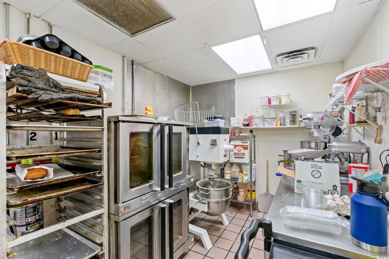 70 Highway 17 South Photo 33