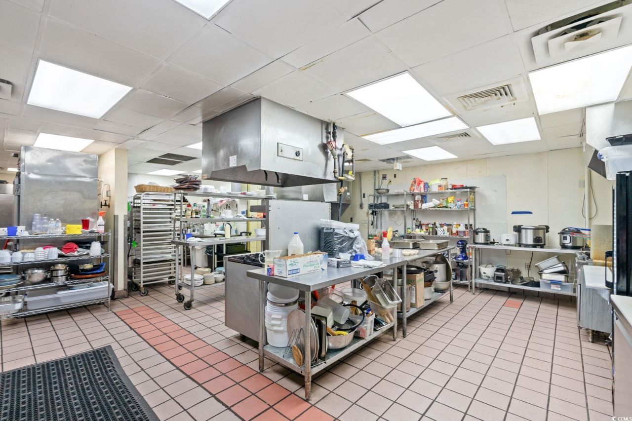 70 Highway 17 South Photo 34