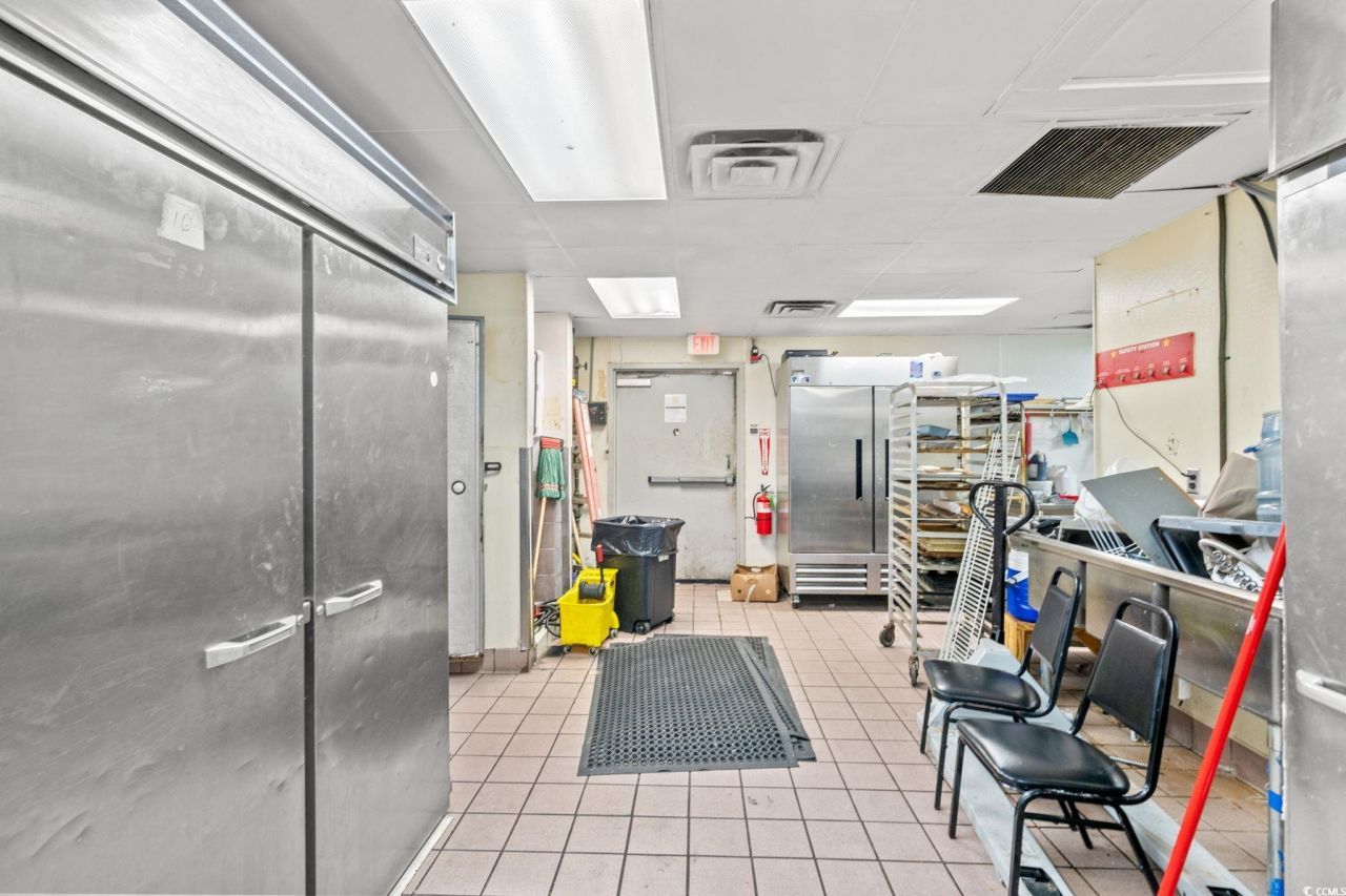 70 Highway 17 South Photo 35