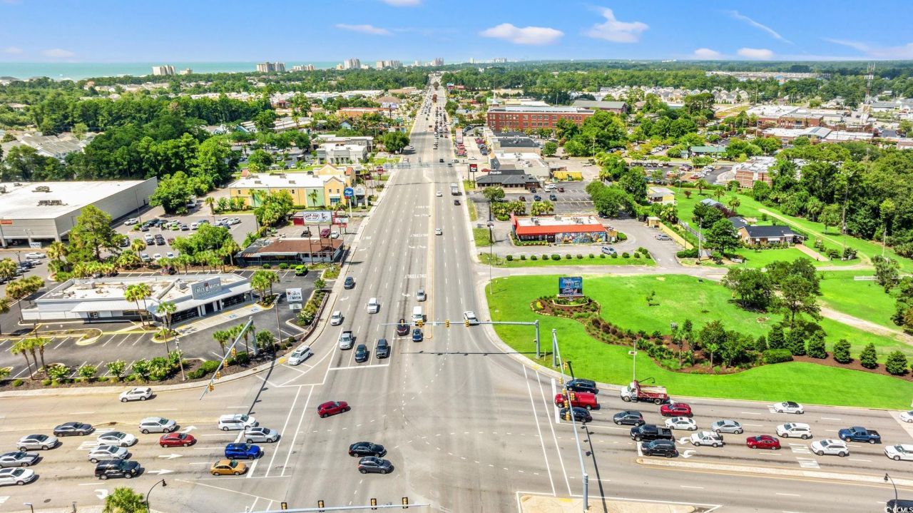 70 Highway 17 South Photo 38