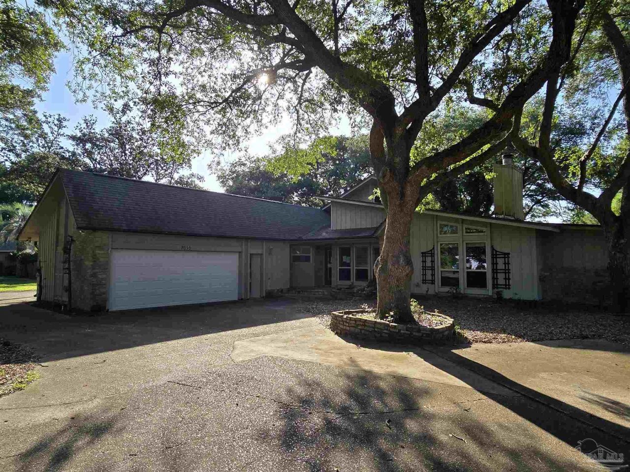 7053 Gandy Dr Navarre, FL 32566