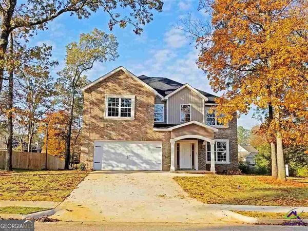 203 Lattice Bend, Bonaire, GA 31005