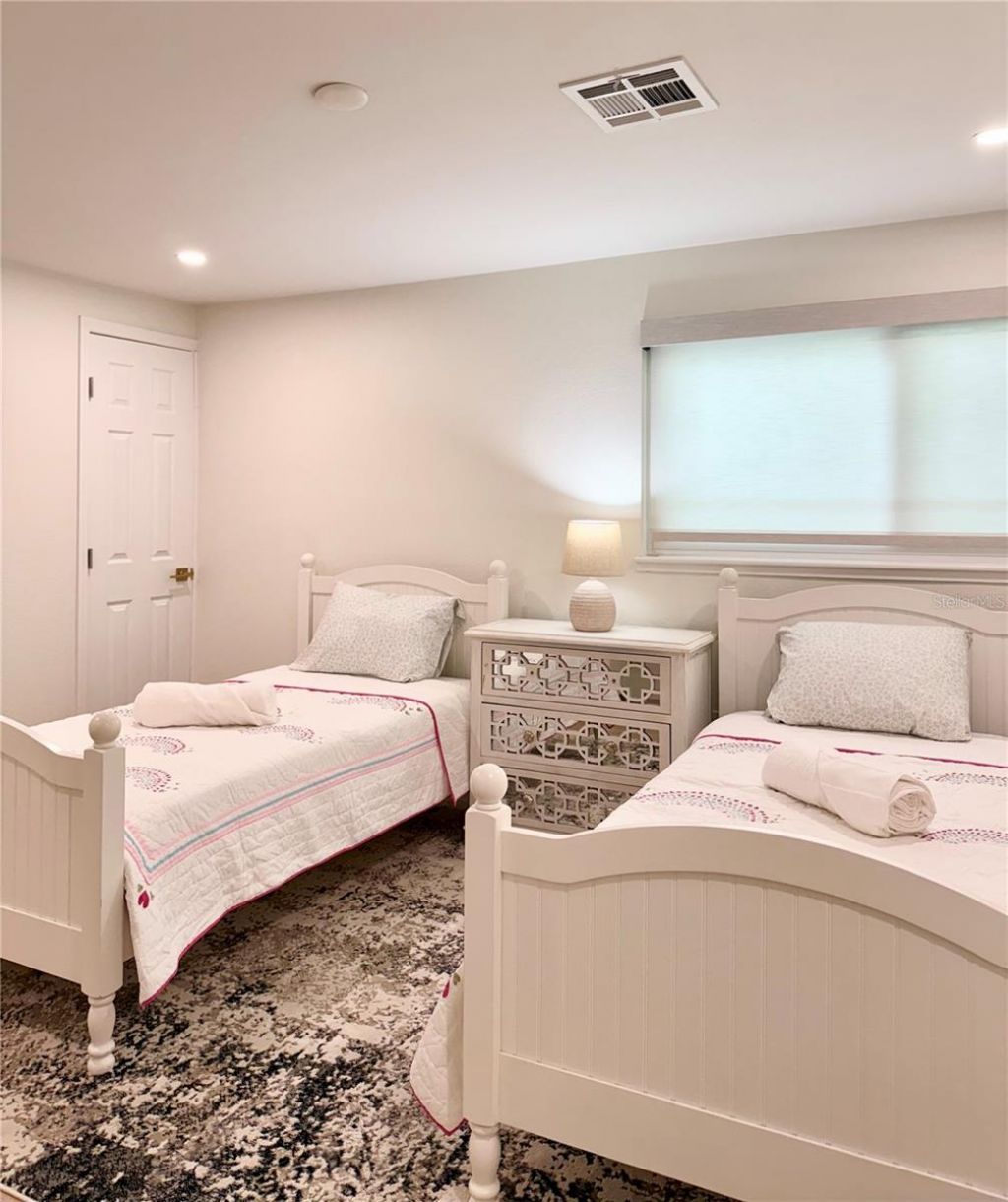 156 N Blvd Of The Presidents, Sarasota, FL 34236 Photo