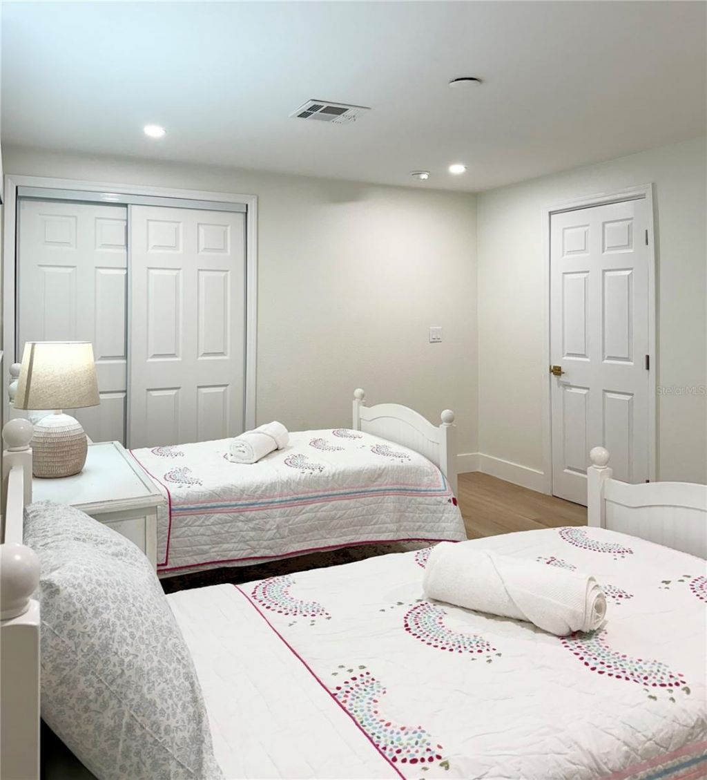 156 N Blvd Of The Presidents, Sarasota, FL 34236 Photo