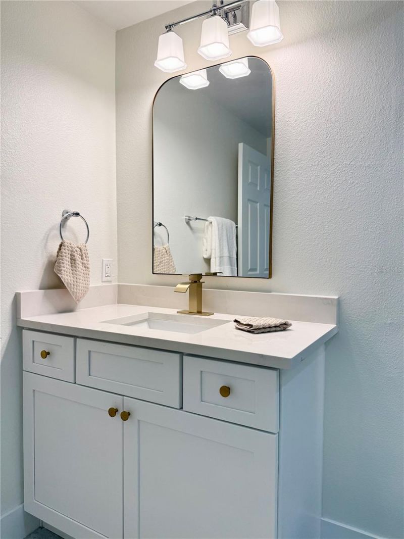 156 N Blvd Of The Presidents, Sarasota, FL 34236 Photo