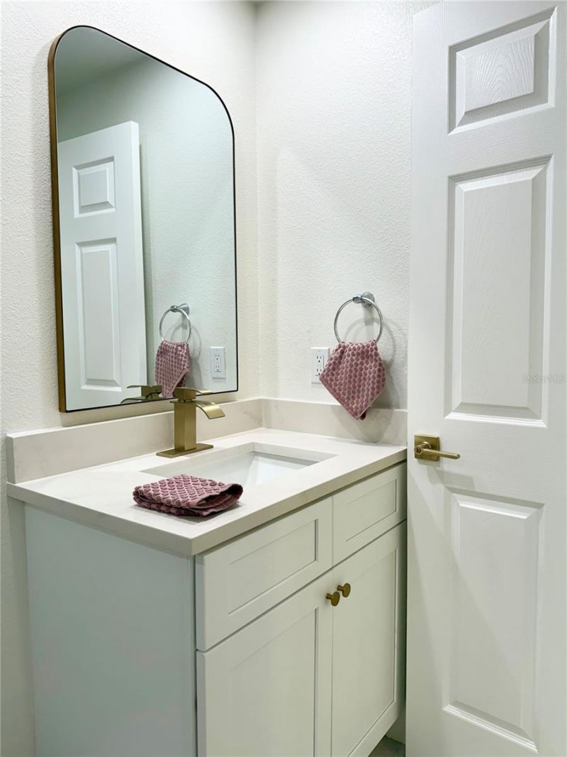 156 N Blvd Of The Presidents, Sarasota, FL 34236 Photo